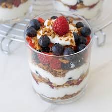 Fresh Berry Greek Yogurt Parfait