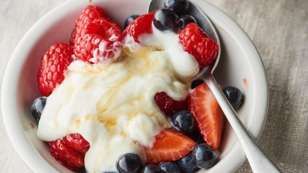 yogurt-berries